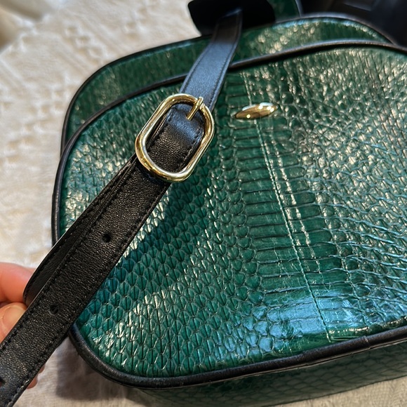 f.e.v. By Francesca E. Versace snakeskin bon bon crossbody bag. - Picture 7 of 9